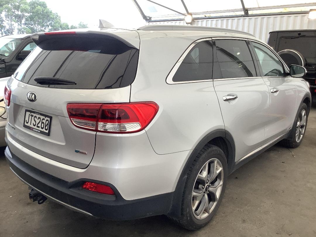 Photo '2' of KIA Sorento EX Photo '2' of KIA Sorento EX