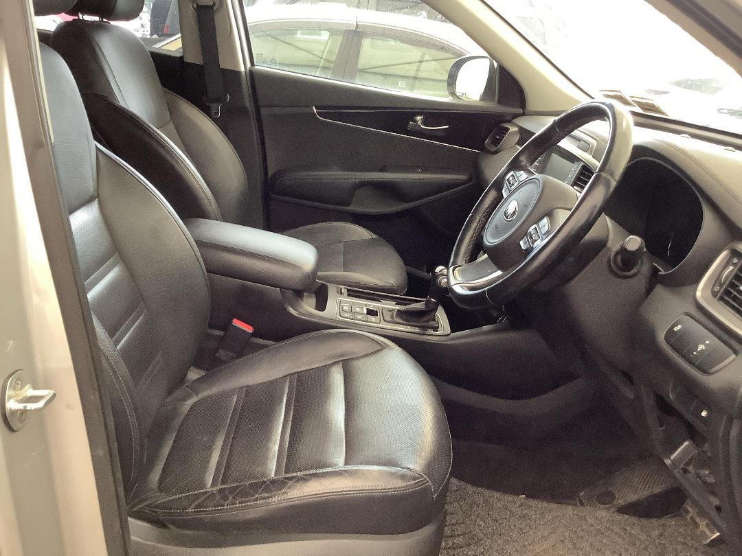 Photo '7' of KIA Sorento EX Photo '7' of KIA Sorento EX