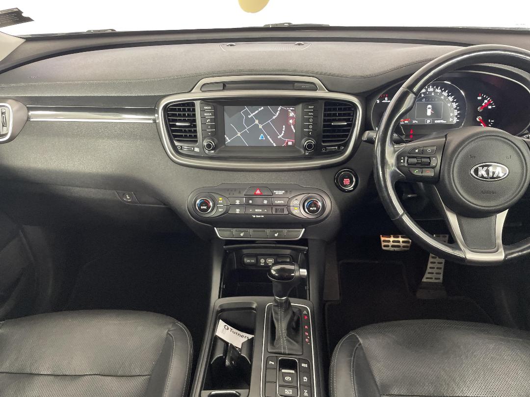 Photo '18' of KIA Sorento
