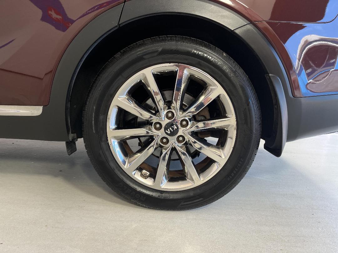 Photo '11' of KIA Sorento