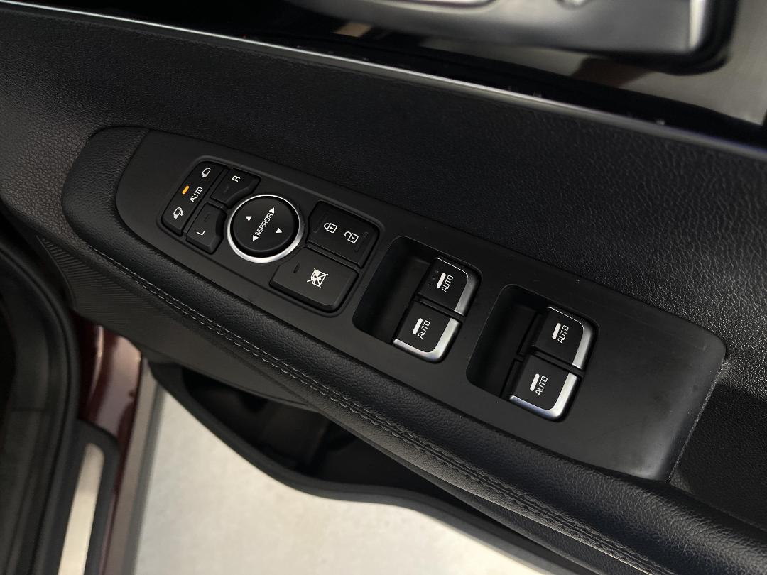 Photo '23' of KIA Sorento