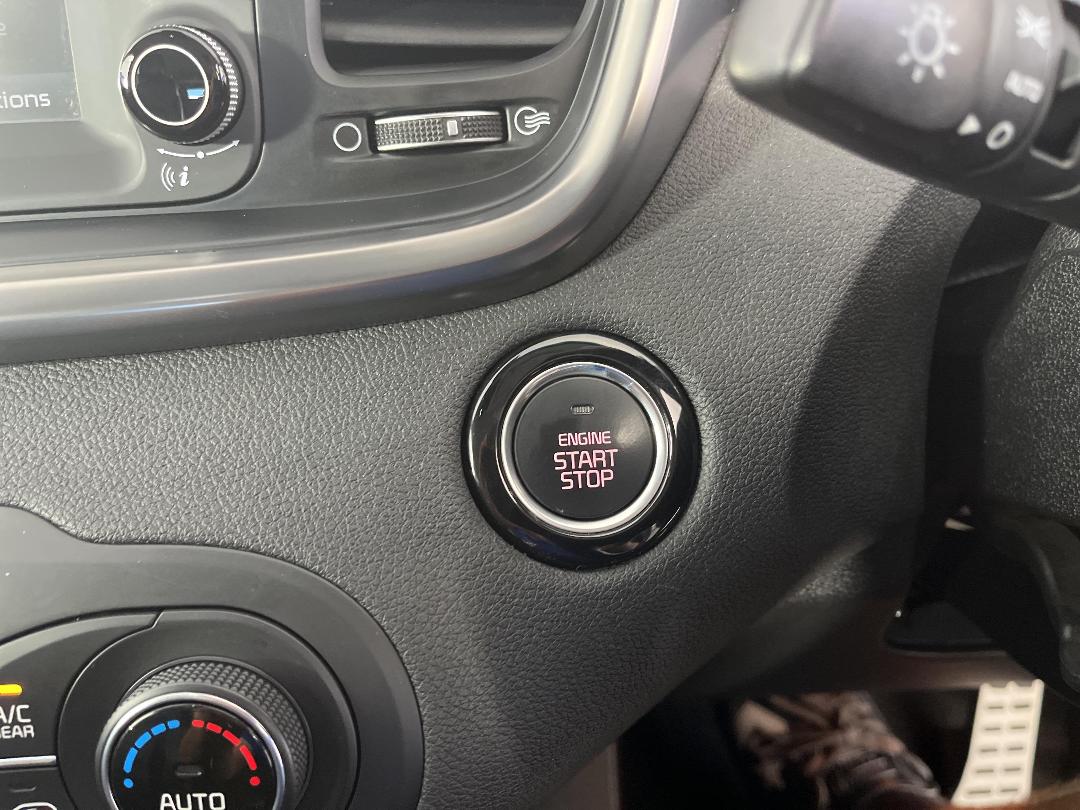 Photo '28' of KIA Sorento