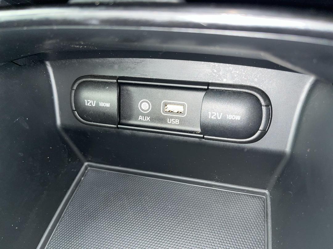 Photo '30' of KIA Sorento