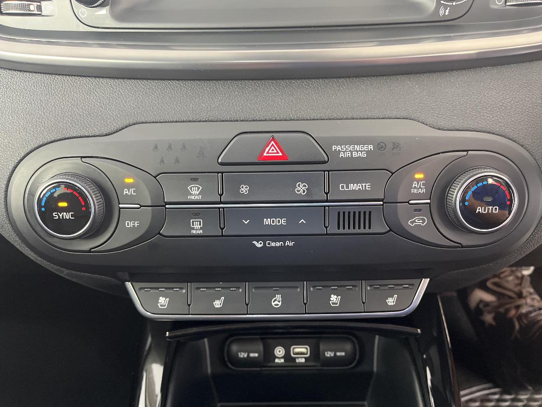 Photo '29' of KIA Sorento