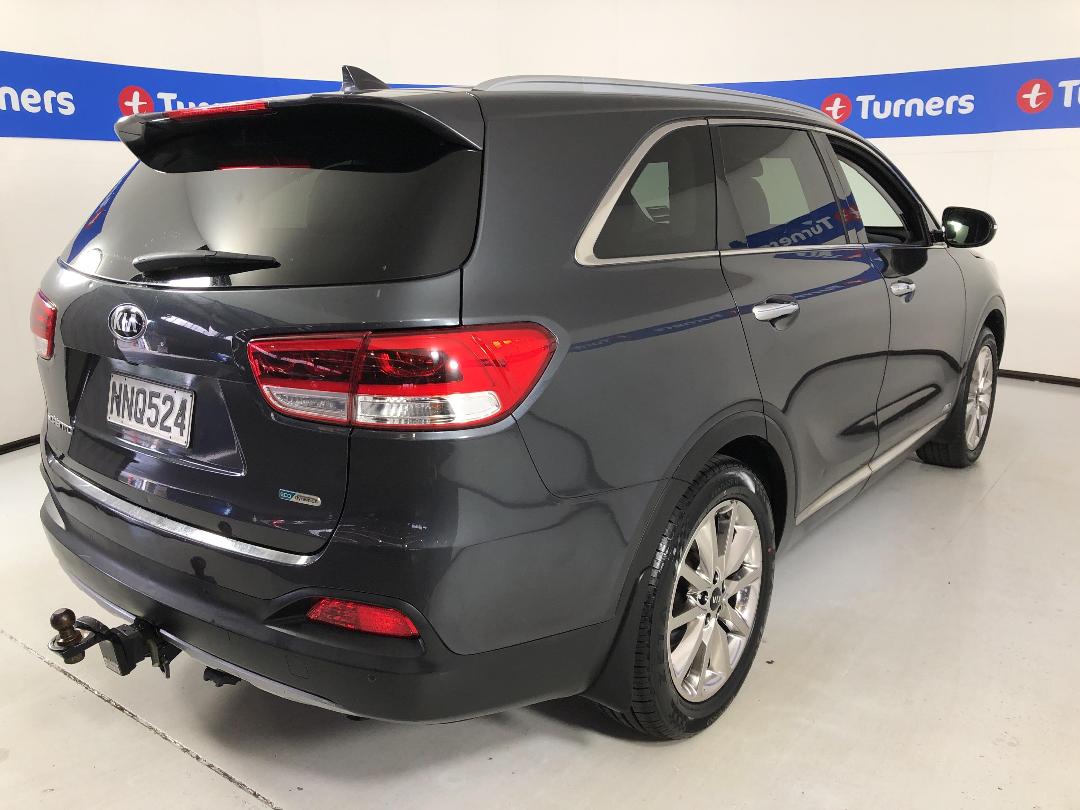 Photo '7' of KIA Sorento Photo '7' of KIA Sorento