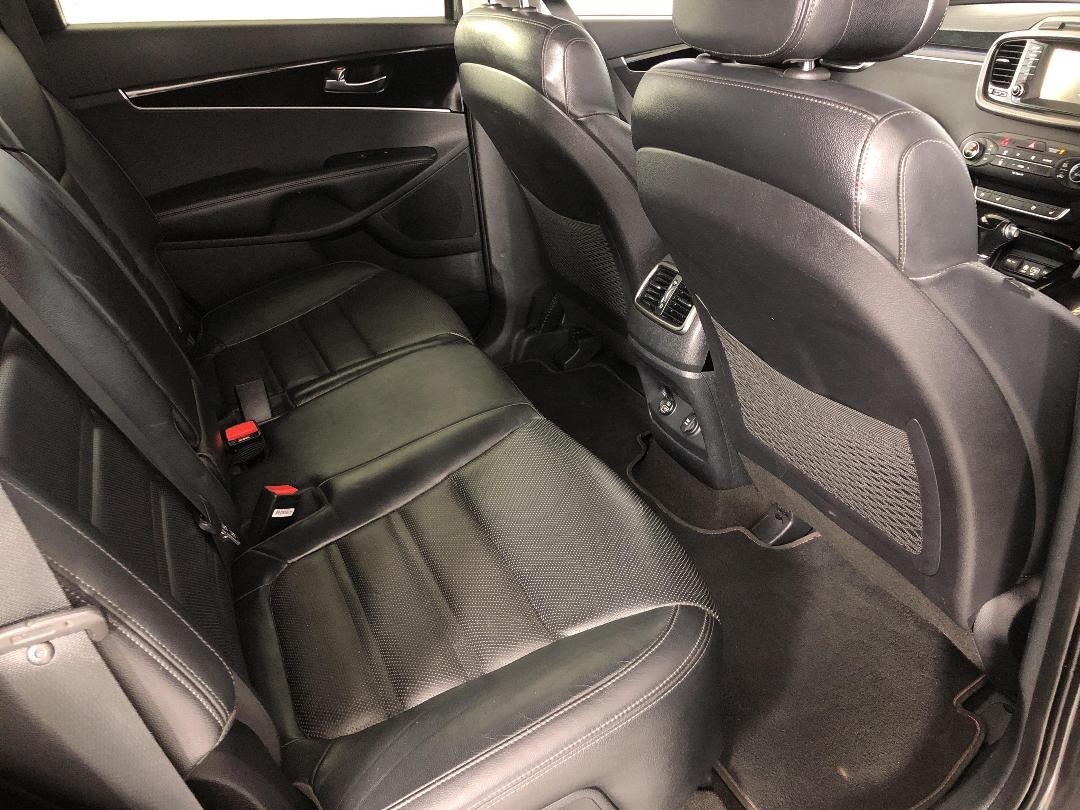 Photo '20' of KIA Sorento Photo '20' of KIA Sorento