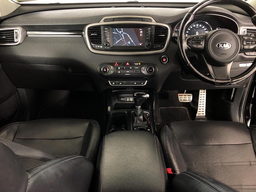 Photo '17' of KIA Sorento Photo '17' of KIA Sorento