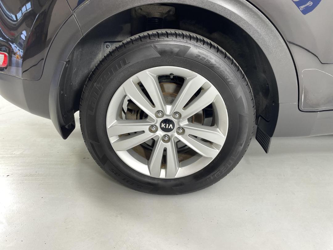 Photo '12' of KIA Sportage Photo '12' of KIA Sportage