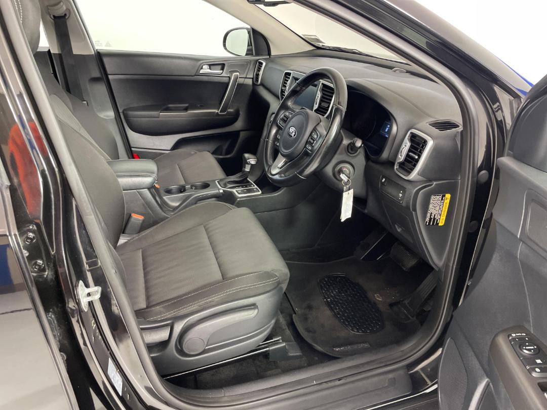 Photo '16' of KIA Sportage Photo '16' of KIA Sportage