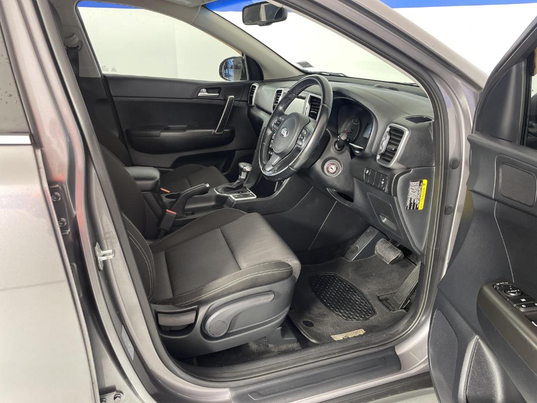 Photo '16' of KIA Sportage Photo '16' of KIA Sportage