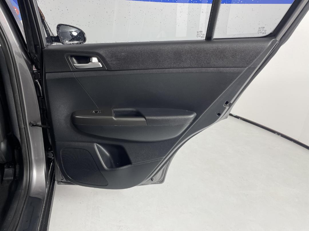 Photo '19' of KIA Sportage Photo '19' of KIA Sportage