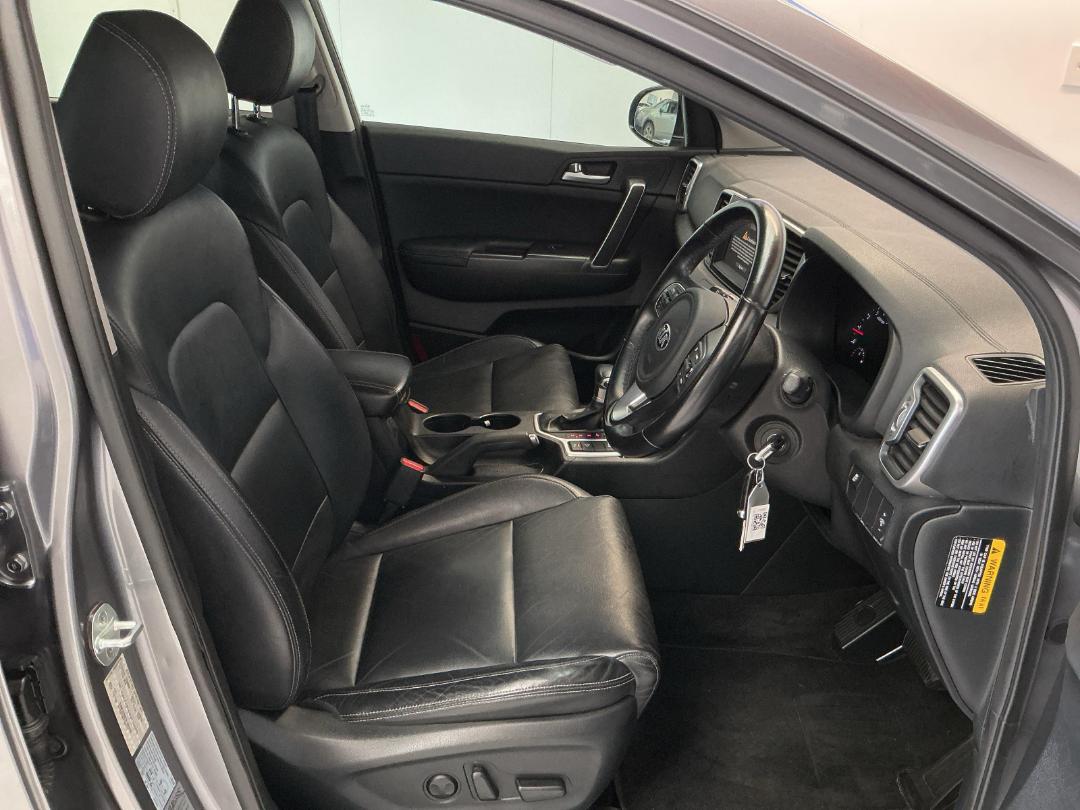 Photo '16' of KIA Sportage Photo '16' of KIA Sportage