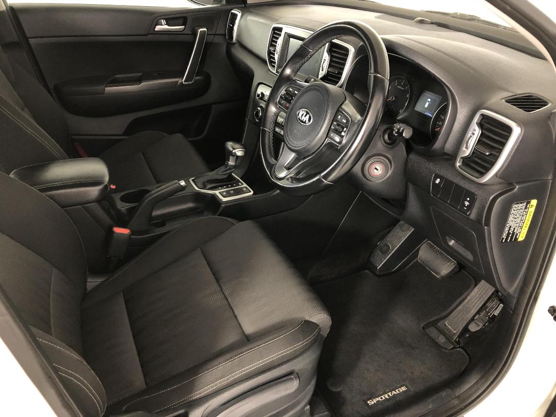 Photo '16' of KIA Sportage Photo '16' of KIA Sportage