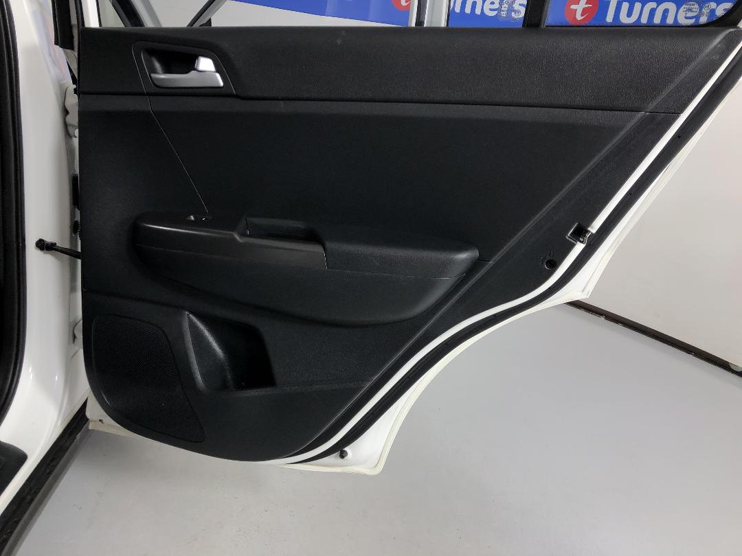 Photo '19' of KIA Sportage Photo '19' of KIA Sportage