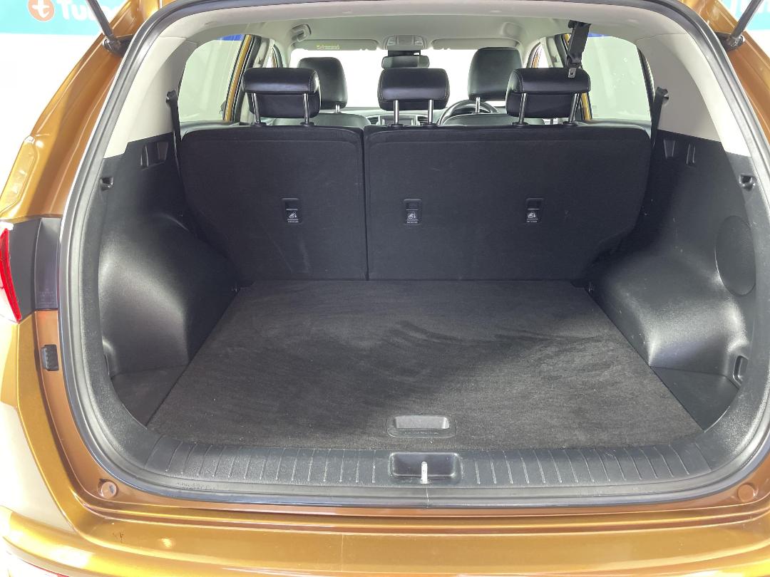 Photo '14' of KIA Sportage Photo '14' of KIA Sportage