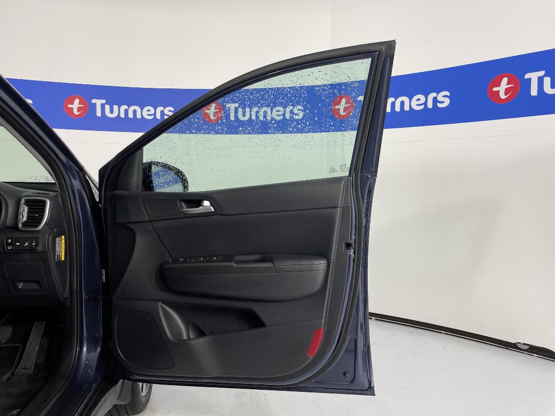 Photo '15' of KIA Sportage Photo '15' of KIA Sportage