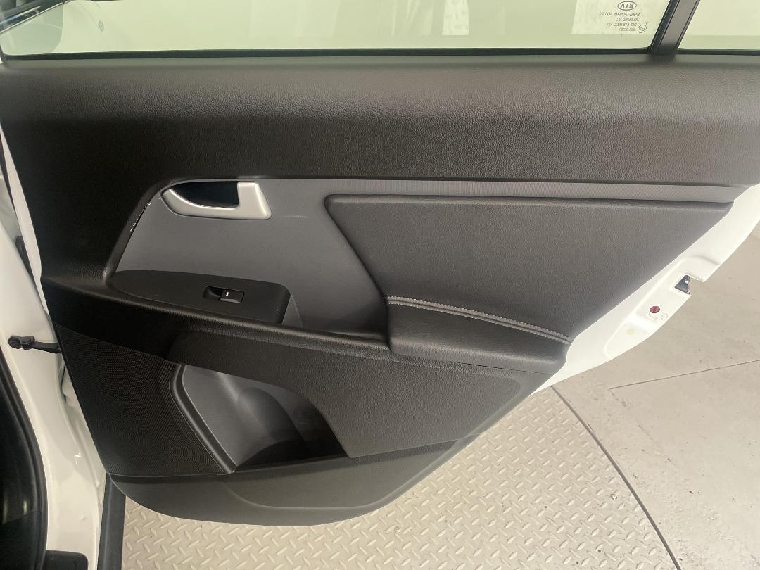 Photo '19' of KIA Sportage Photo '19' of KIA Sportage