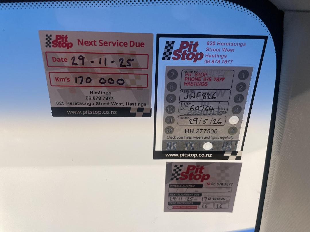 Photo '34' of KIA Sportage Photo '34' of KIA Sportage