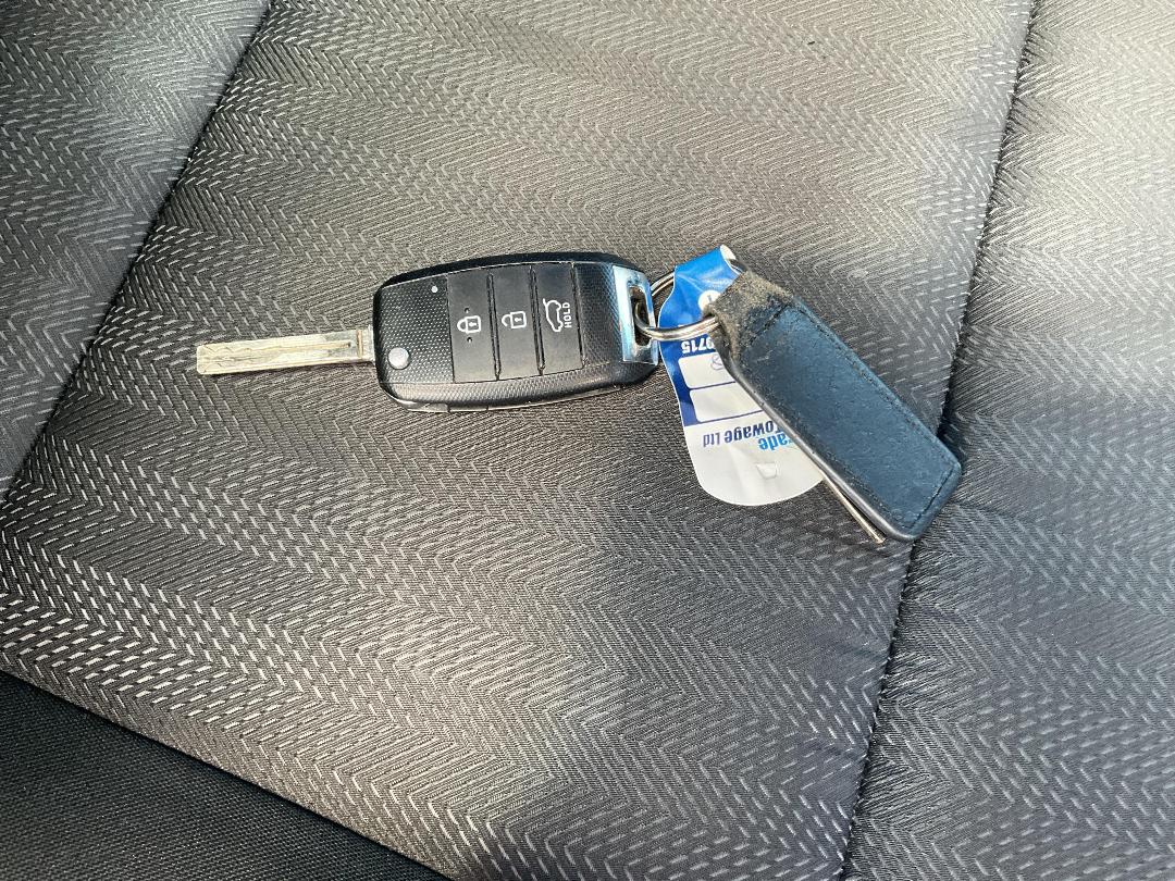 Photo '16' of KIA Sportage Urban LX Photo '16' of KIA Sportage Urban LX