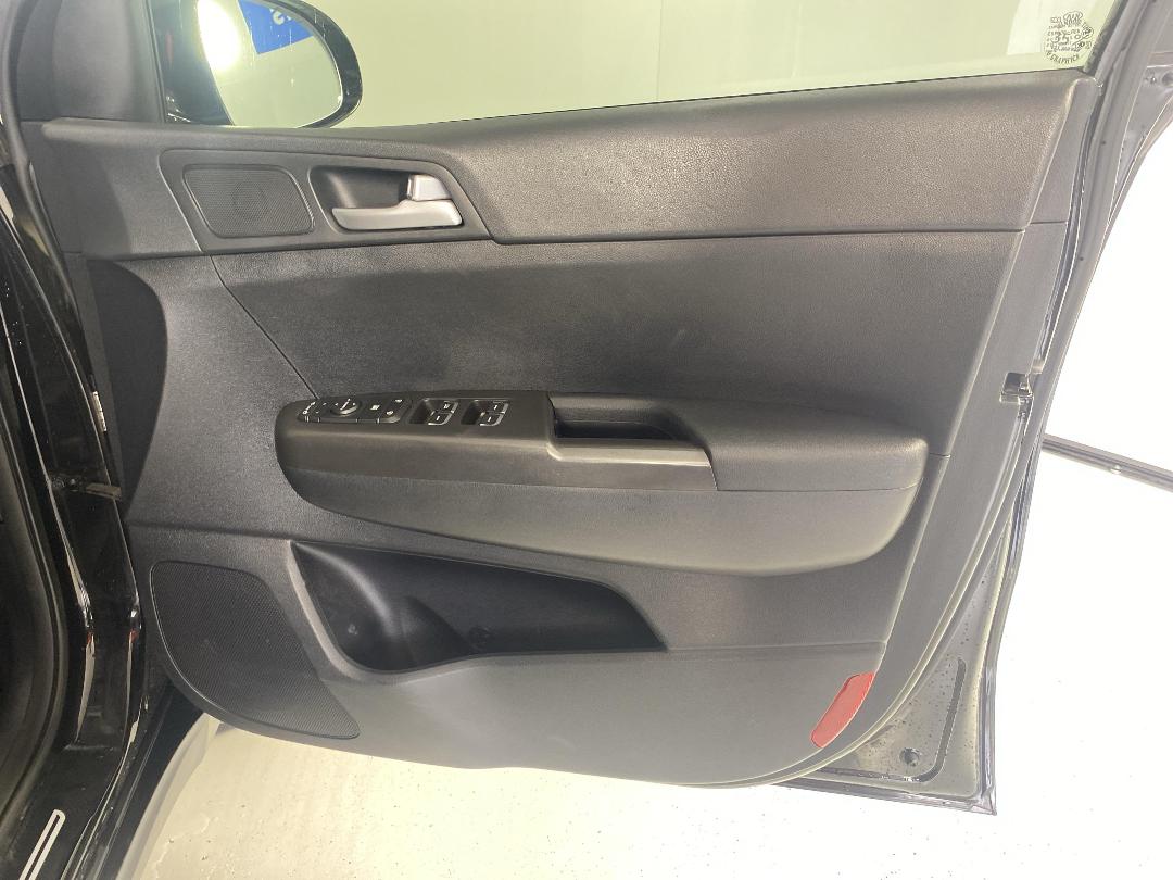 Photo '15' of KIA Sportage