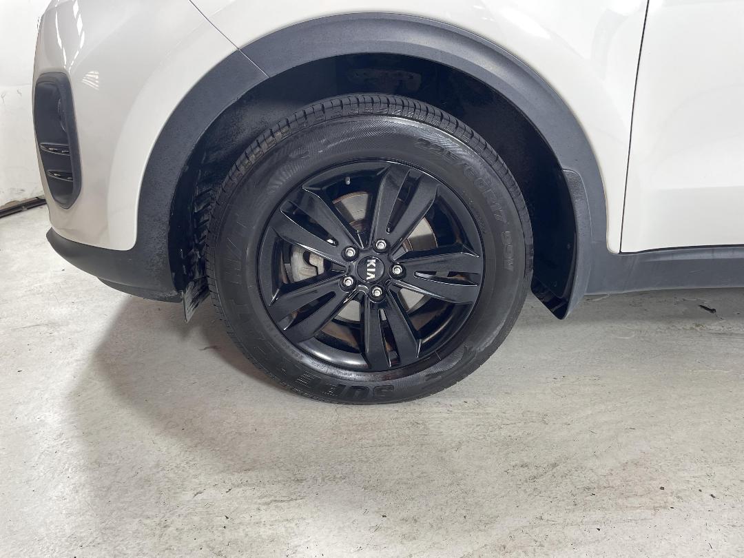 Photo '10' of KIA Sportage Photo '10' of KIA Sportage