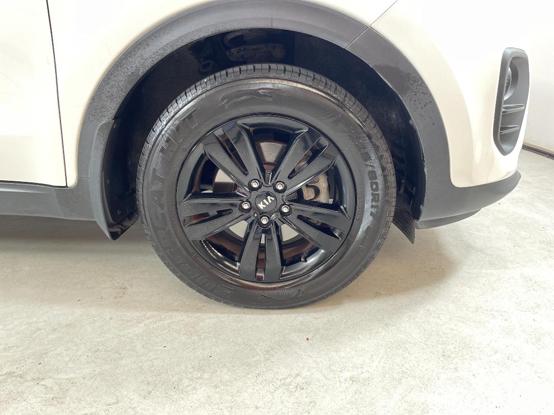 Photo '9' of KIA Sportage Photo '9' of KIA Sportage