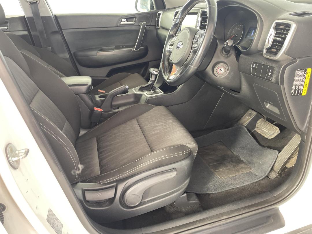 Photo '16' of KIA Sportage Photo '16' of KIA Sportage