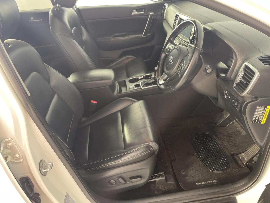 Photo '16' of KIA Sportage Photo '16' of KIA Sportage