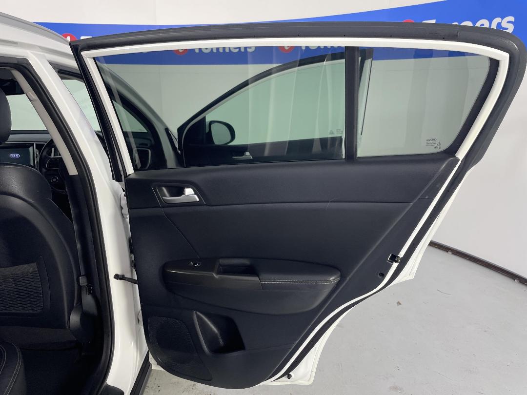 Photo '19' of KIA Sportage Photo '19' of KIA Sportage