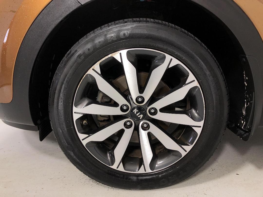 Photo '10' of KIA Sportage