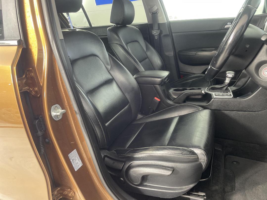 Photo '16' of KIA Sportage