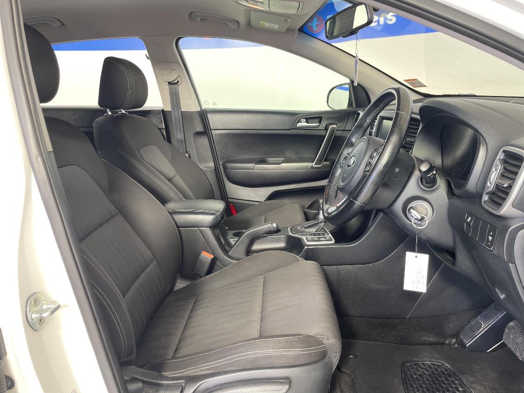 Photo '16' of KIA Sportage