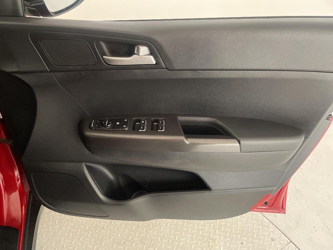 Photo '15' of KIA Sportage