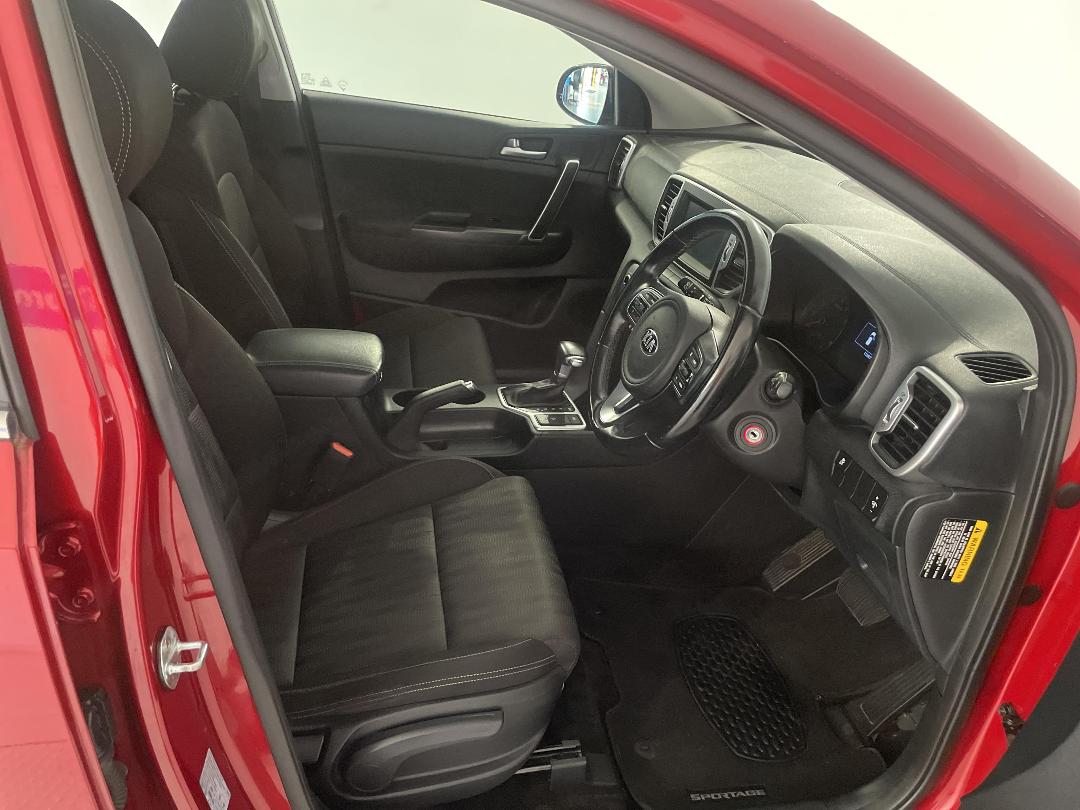 Photo '16' of KIA Sportage