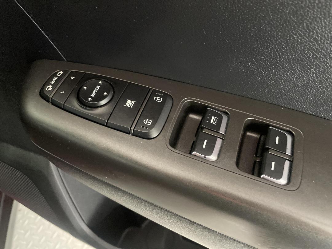 Photo '24' of KIA Sportage