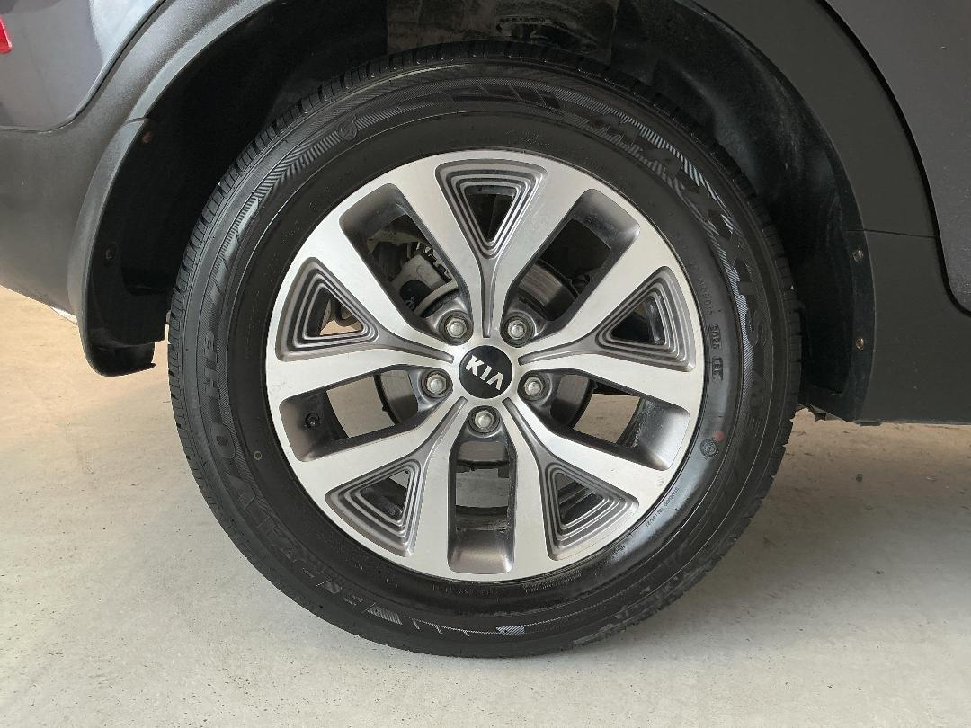 Photo '12' of KIA Sportage Photo '12' of KIA Sportage