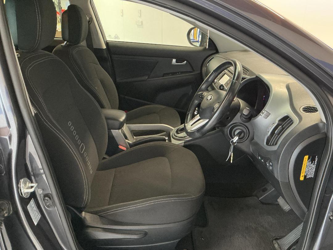 Photo '16' of KIA Sportage Photo '16' of KIA Sportage