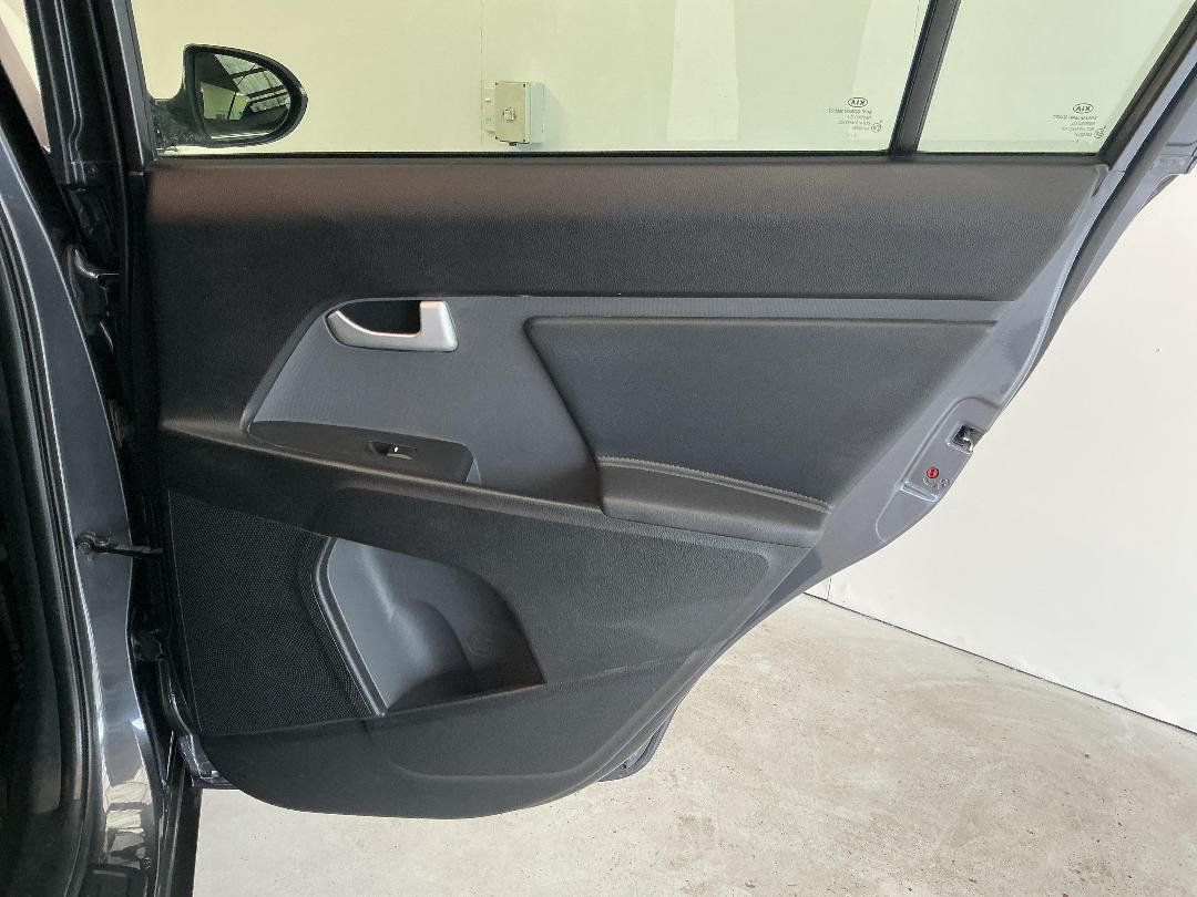 Photo '19' of KIA Sportage Photo '19' of KIA Sportage