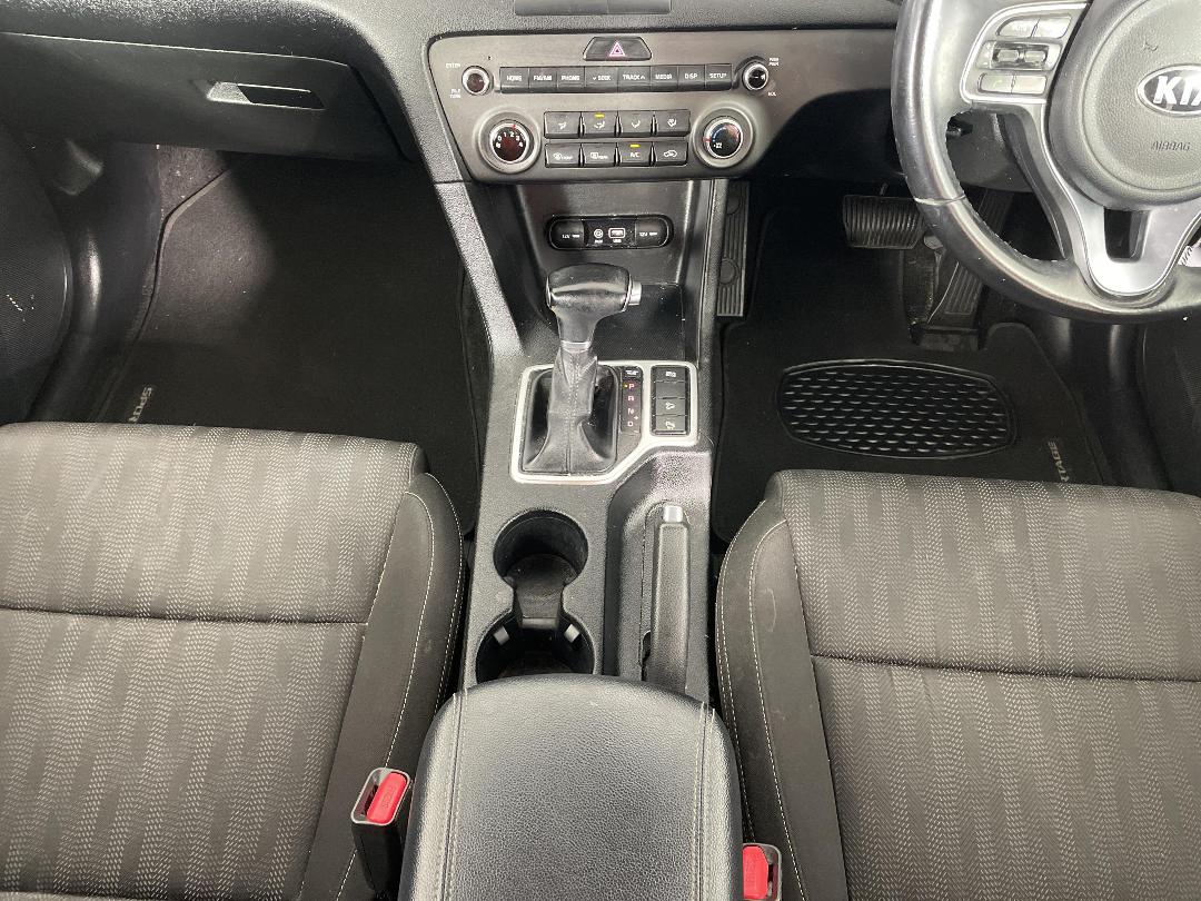 Photo '18' of KIA Sportage Photo '18' of KIA Sportage