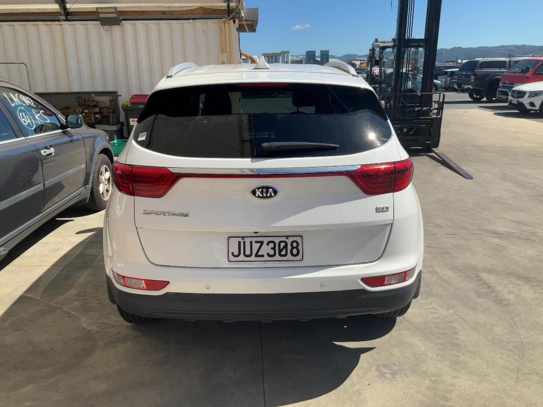 Photo '5' of KIA Sportage EX