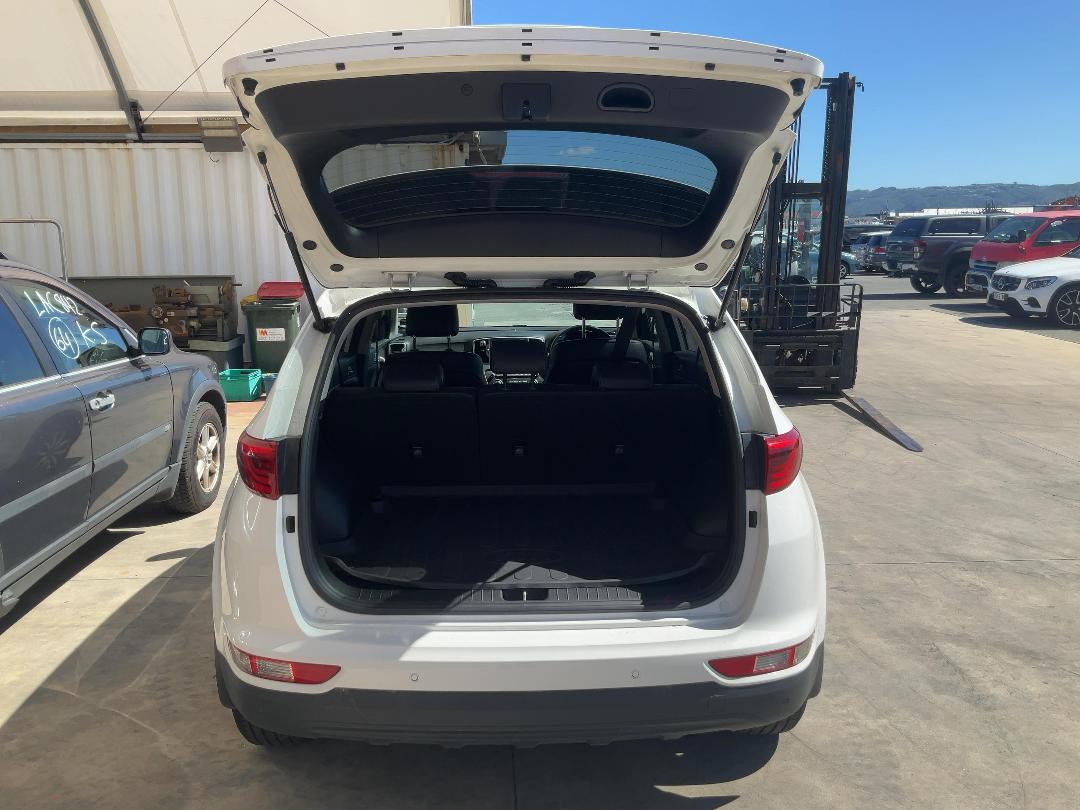 Photo '13' of KIA Sportage EX