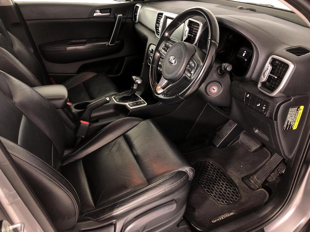 Photo '16' of KIA Sportage