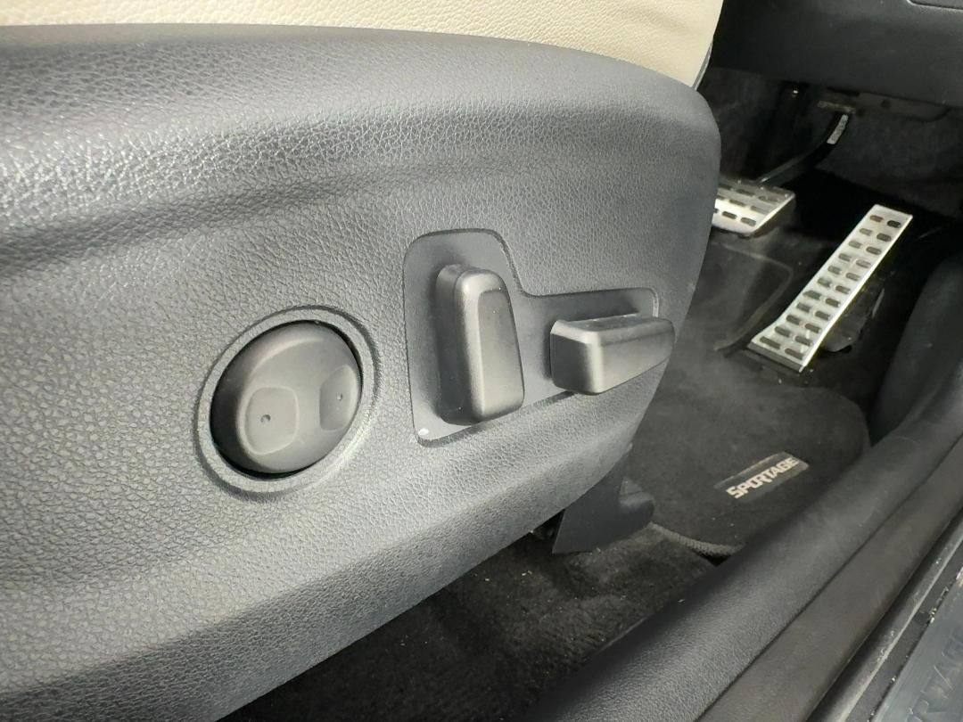 Photo '28' of KIA Sportage