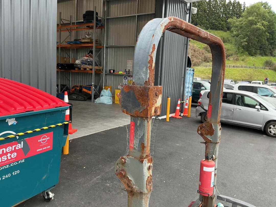 Photo '27' of Kubota B3150 Tractor