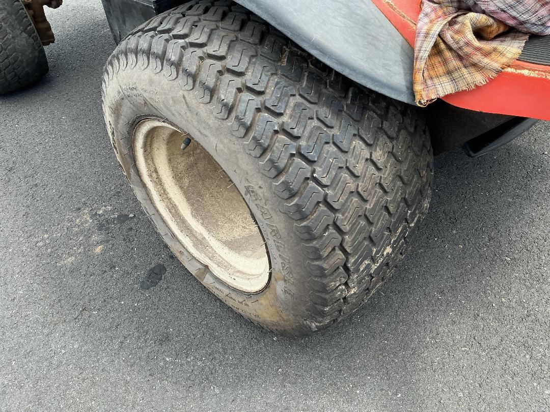 Photo '22' of Kubota F3690 Mower