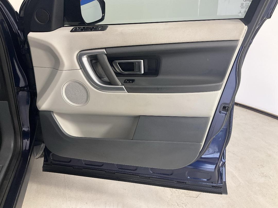 Photo '15' of Land Rover Discovery Sport