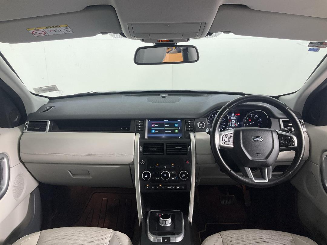 Photo '17' of Land Rover Discovery Sport