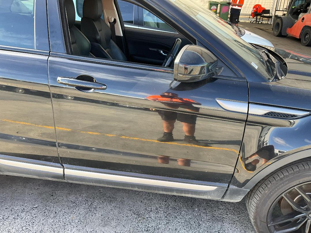 Photo '3' of Land Rover Range Rover Evoque SI4 SE Photo '3' of Land Rover Range Rover Evoque SI4 SE