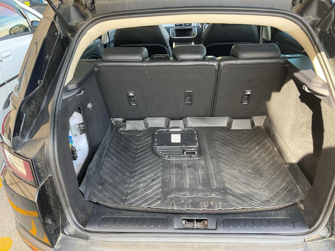 Photo '21' of Land Rover Range Rover Evoque SI4 SE Photo '21' of Land Rover Range Rover Evoque SI4 SE