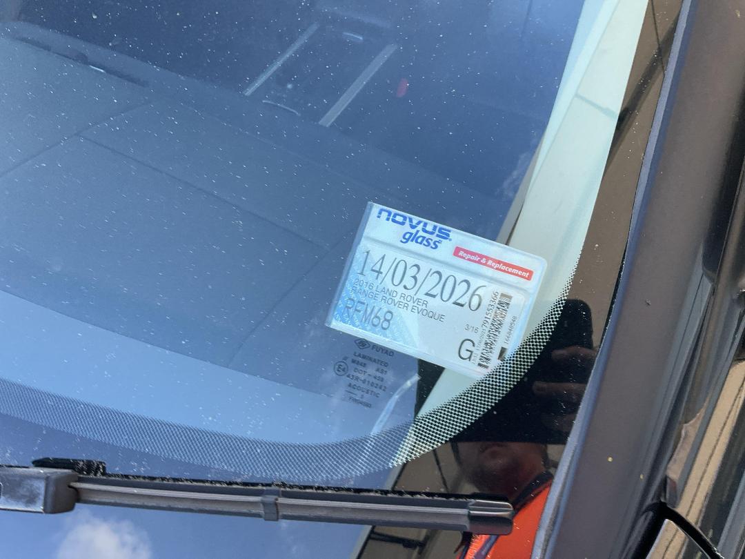 Photo '23' of Land Rover Range Rover Evoque SI4 SE Photo '23' of Land Rover Range Rover Evoque SI4 SE